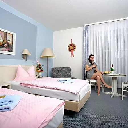 Fabrice Hotel 3*