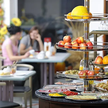 Hotel Fabrice 3*
